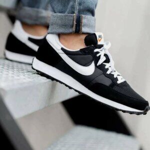 Nike Challenger OG Men’s size 11.5